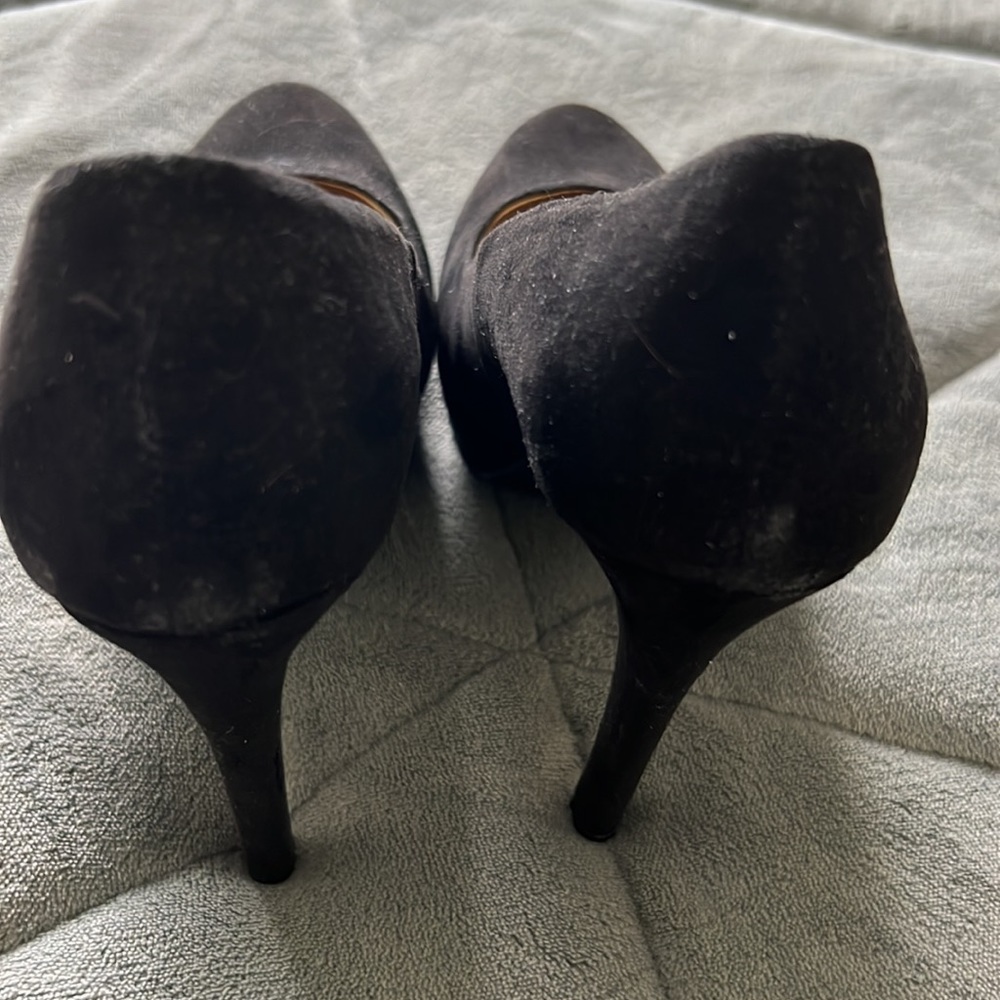 Chinese Laundry 5 Inch Heels. - Picture 6 of 6